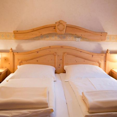 Hotel Garni Promenade Weißenhorn Oda fotoğraf